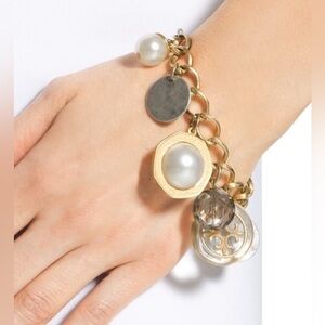 Chico’s Women‎ Sophie Toggle Charm Bracelet $45 NWT